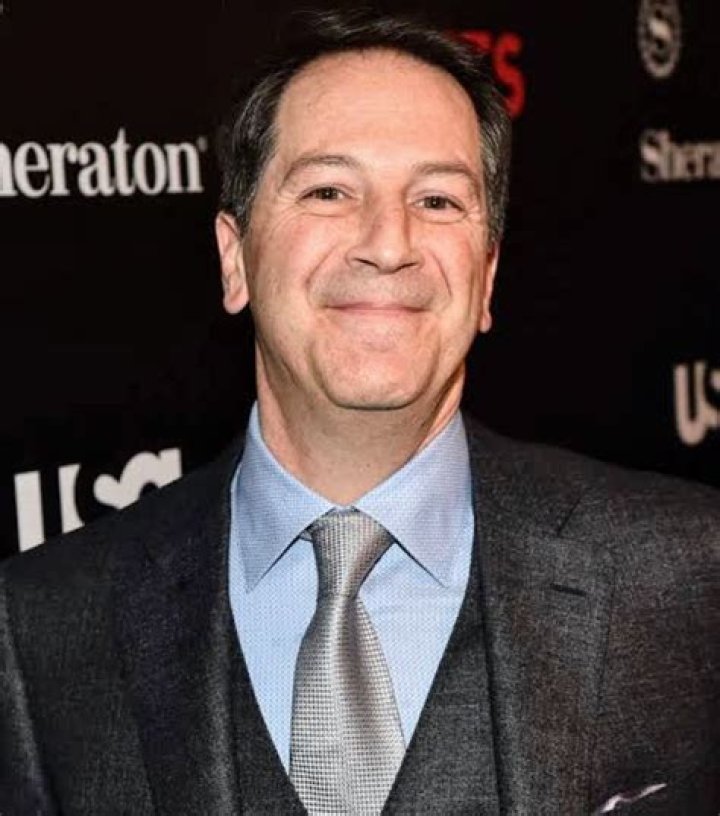 Aaron Korsh net worth, age, height, bio, birthday, wiki, and salary