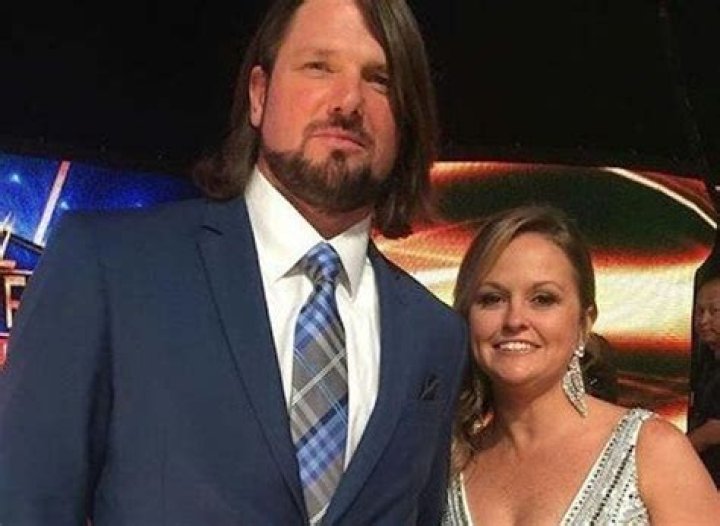 AJ Styles is Married to Wife: Wendy Jones. Kids.
