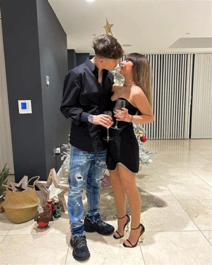 Alejandro Garnacho Girlfriend 2022 Does Alejandro Garnacho Have A Girlfriend