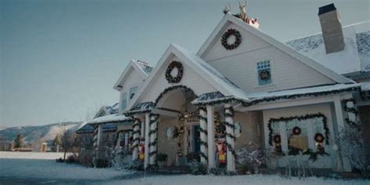 All Netflix’s Best Christmas Ever Filming Locations