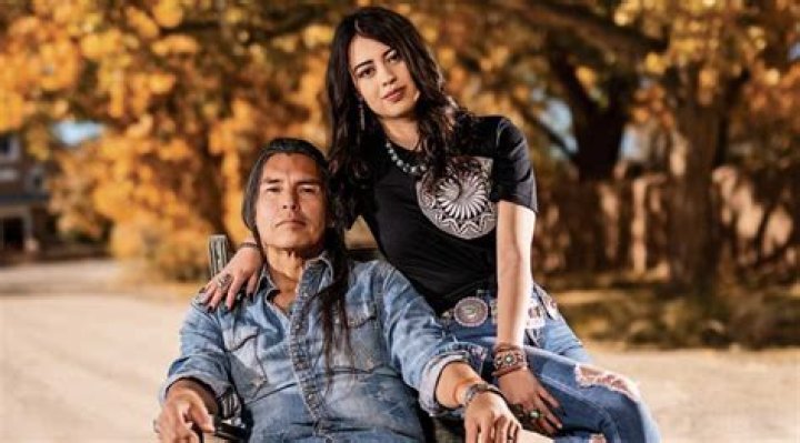 Amber Midthunder Family: Husband, children, parents, siblings