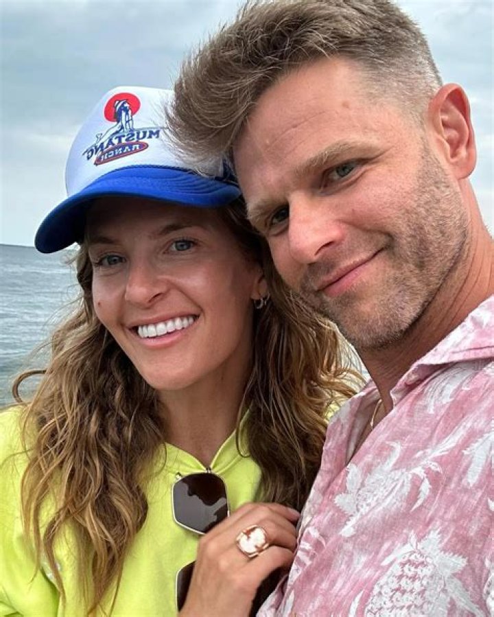 Andy Speer is not Married to Wife. Dating Girlfriend: Rebecca Kennedy