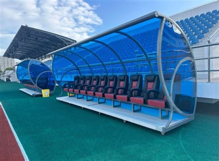 Are dugout seats good?