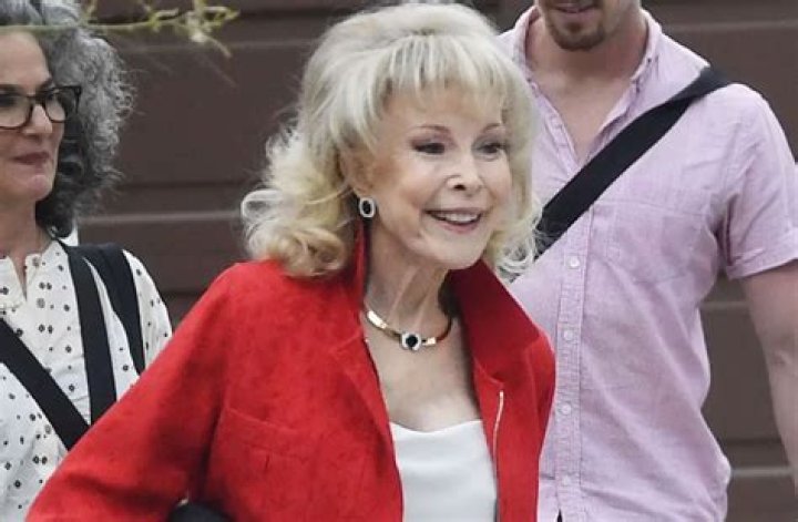 Barbara Eden Bio, Age, Spouse, Height, Net Worth, Son, Husband, Movies and House