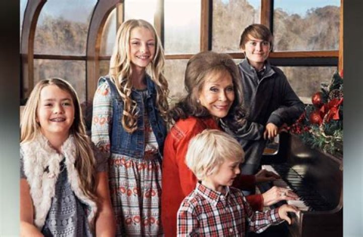 Betty Sue Lynn Children: Lynn Markworth, Audrey Dryer