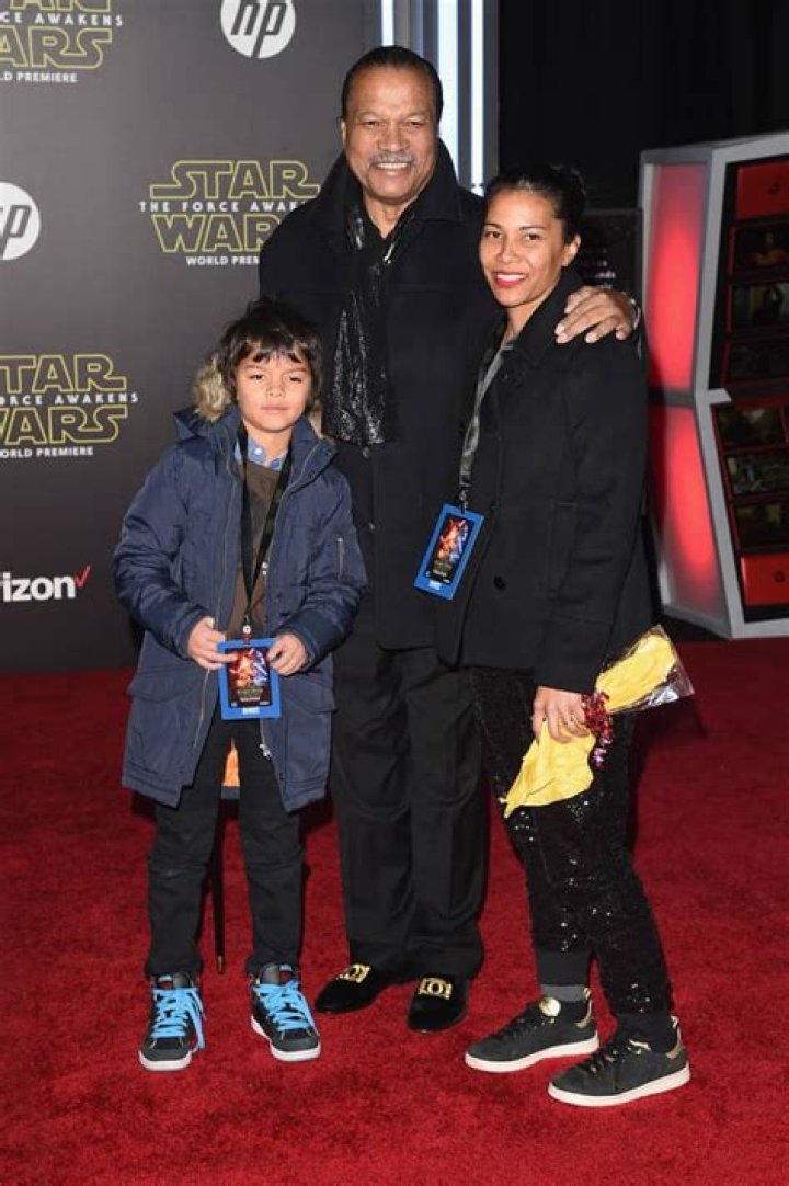 Billy Dee Williams is Married to Wife: Teruko Nakagami. Kids.