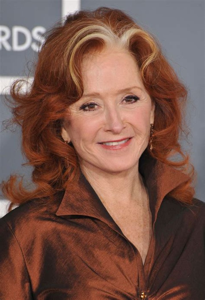 Checkout Latest Bonnie Raitt News, Photos, Videos, Biography