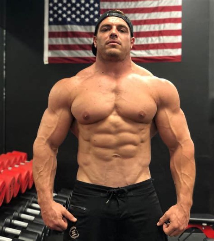 Brad Castleberry’s Wiki, age, height, net worth. Fake weights?