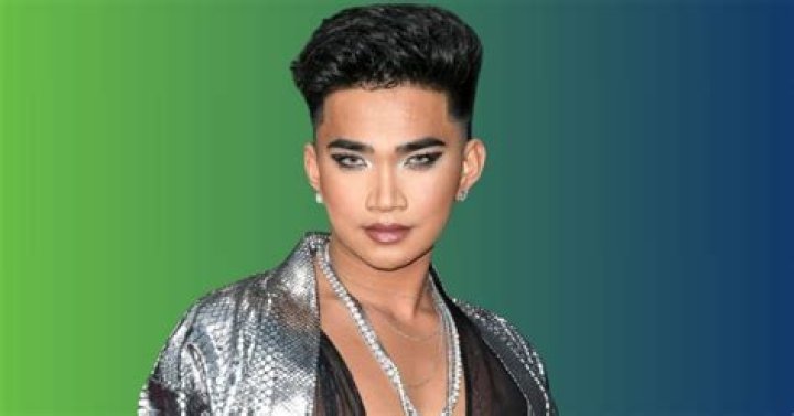 Bretman Rock Height, Weight, Net Worth, Age, Birthday, Wikipedia, Who, Nationality, Biography