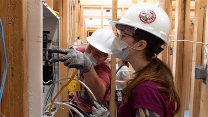 Can I do my own electrical work in Washington state?