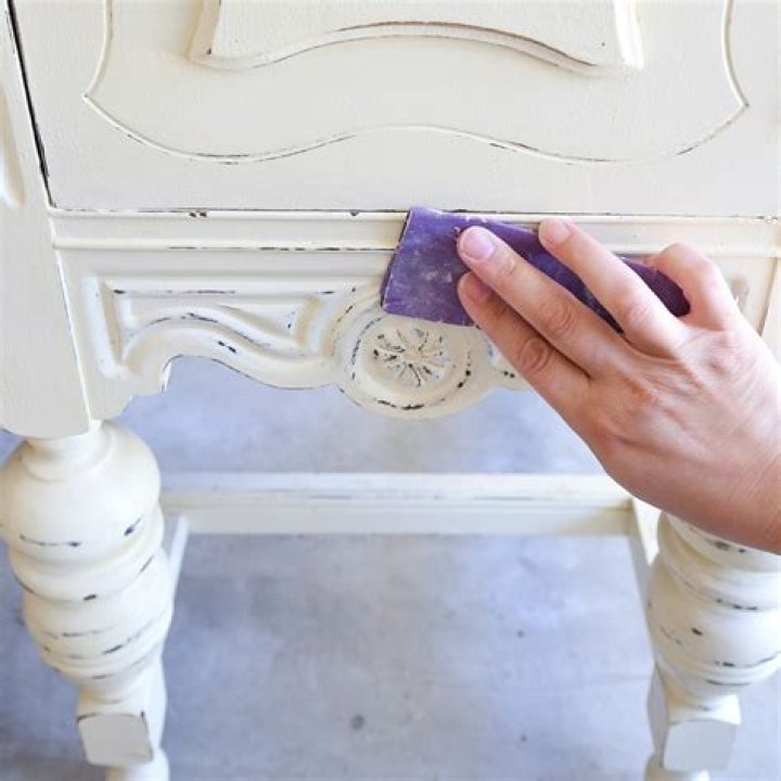 Can I use chalk paint on marble?