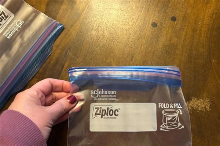 Can you vacuum seal Ziploc bags?