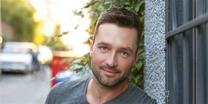 Age, Wife, Family, Net Worth. Is He Married?