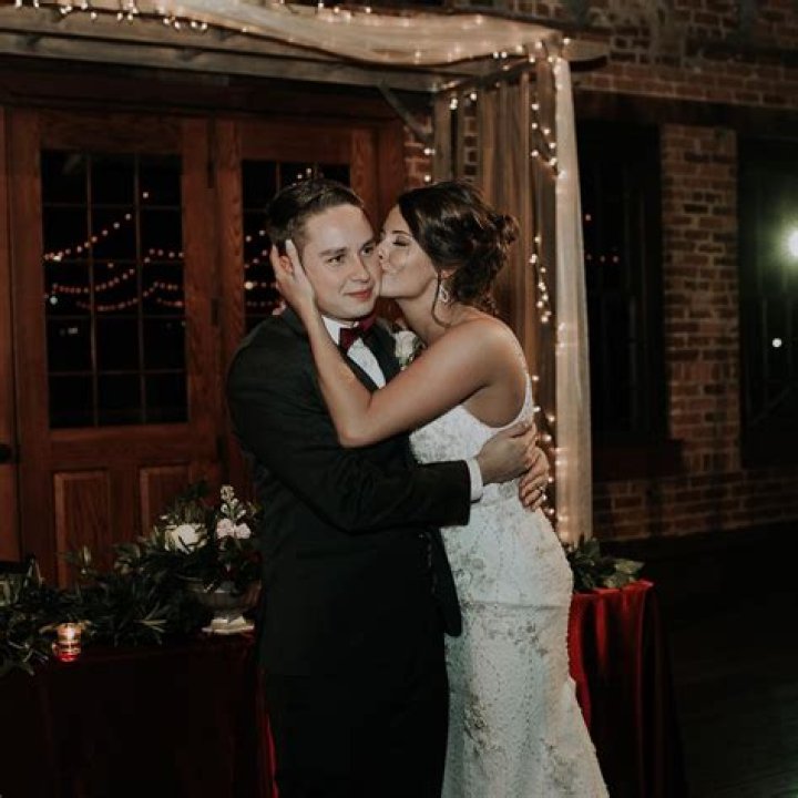 Christopher Bell wife, wife age, Is Christopher Bell married?