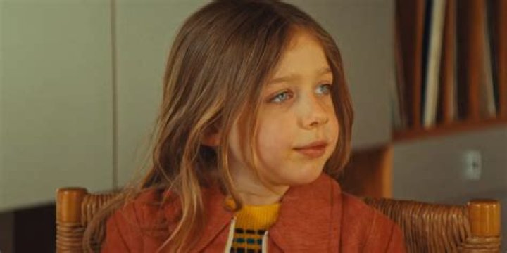 Is Stephanie Based on a Real Person? Where Are Bernard Tapie’s Daughters Now?