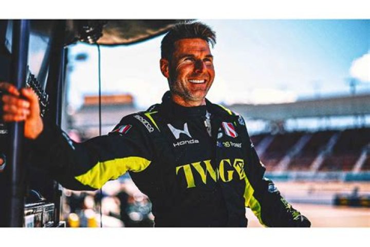 Checkout Latest Clint Bowyer News, Photos, Videos, Biography