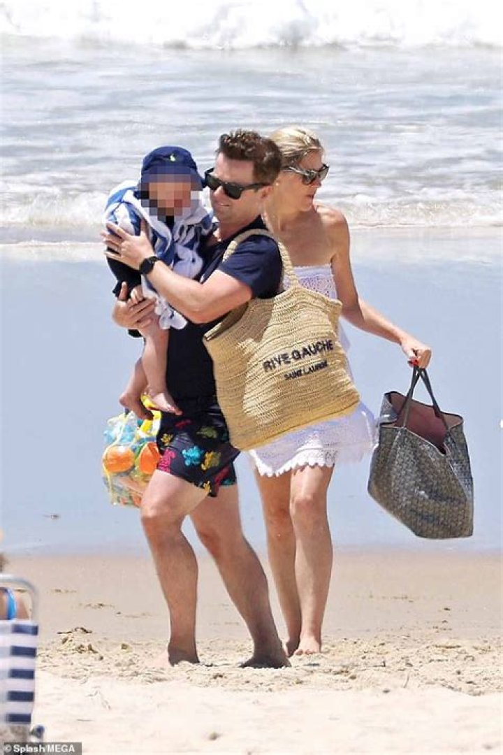 Declan Donnelly Children: Isla Elizabeth, Anne Donnelly