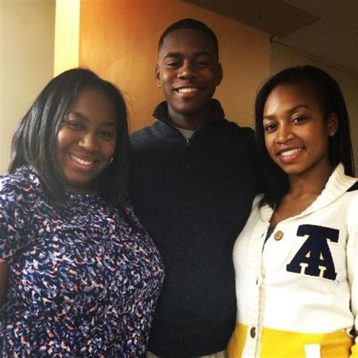 DEJUAN JONES Family: Wife, Children, Parents, Siblings