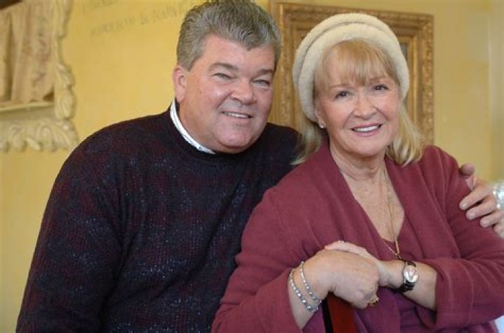 Diane Ladd Husband: Who Is Robert Charles Hunter?