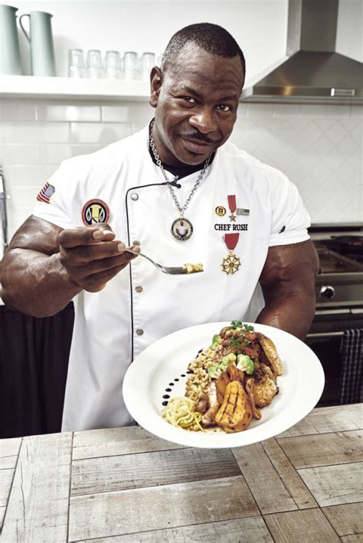 Did Chef Andre Rush serve in the military?