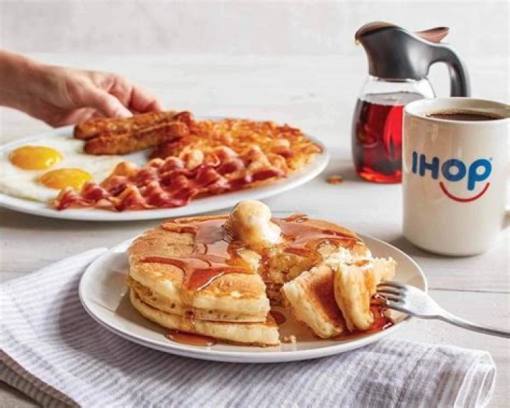 Do you seat yourself at IHOP?