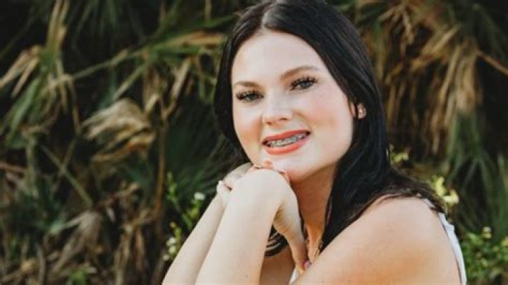 Does April Kepner’s second baby die?