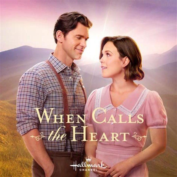 Does Erin Krakow wear a wig for When Calls the Heart?