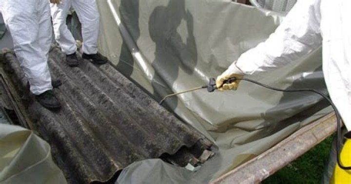 Does foam carpet underlay contain asbestos?