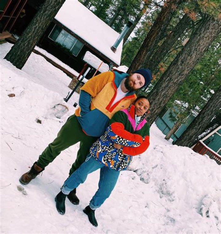 Does Kevin Jay Anik Have Siblings?