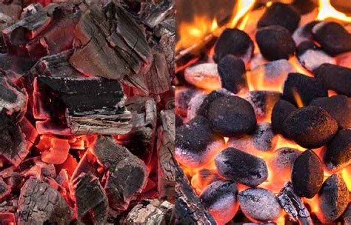 Does lump charcoal burn longer than briquettes?