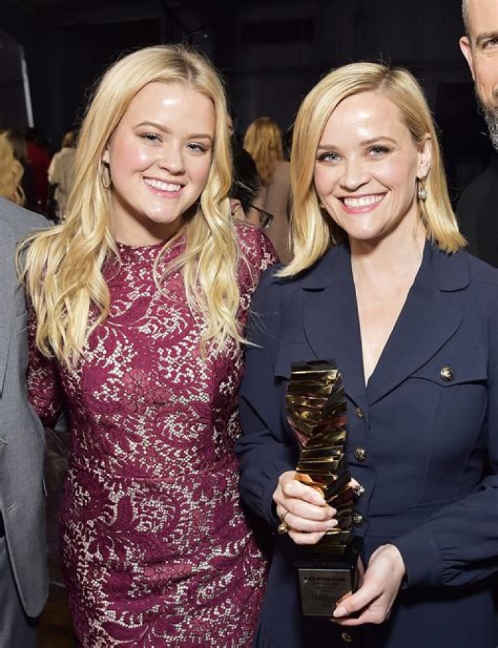 Does Reese Witherspoon’s daughter act?