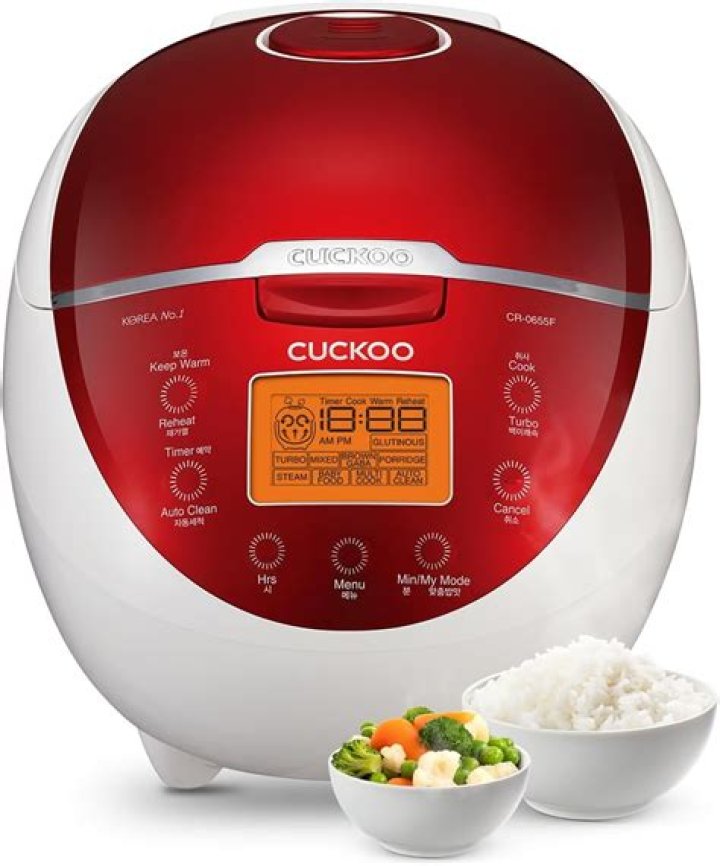 Does rice cooker automatically turn off?