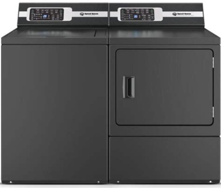 Does Sam’s have washers and dryers?