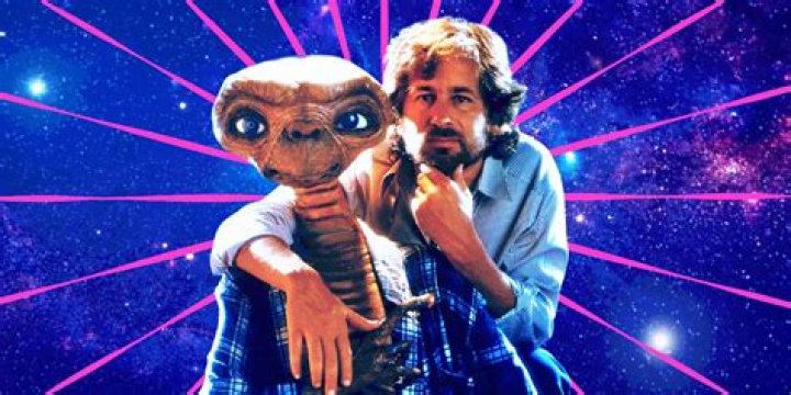 Does Steven Spielberg appear in ET?