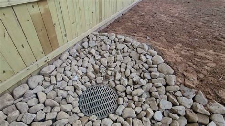 Does water drain through stone dust?