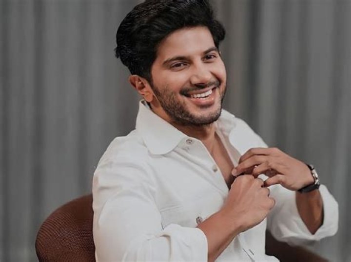 Dulquer Salmaan Height, Weight, Net Worth, Age, Birthday, Wikipedia, Who, Nationality, Biography
