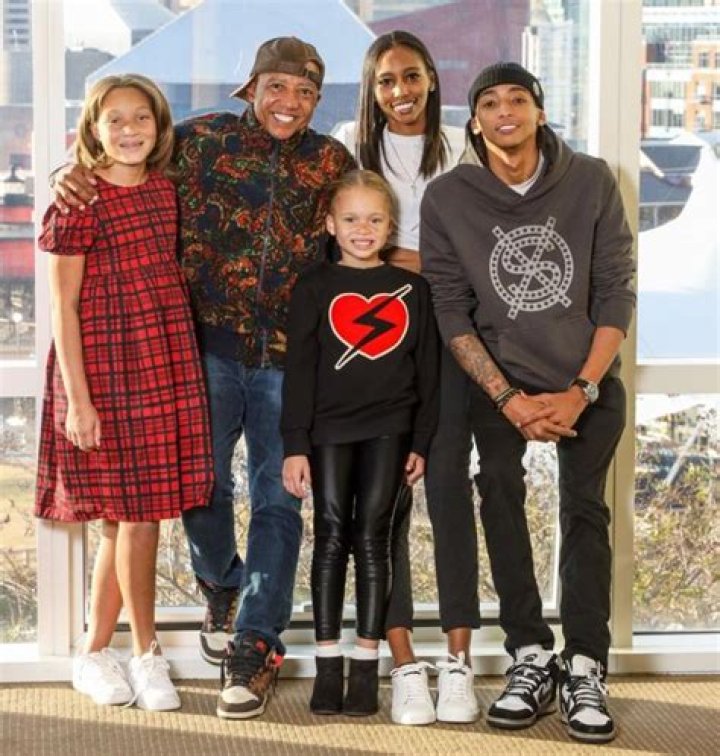 Erika Liles Wikipedia, Age, Husband, Children, Net Worth, Height, Instagram, Birthday, Bio