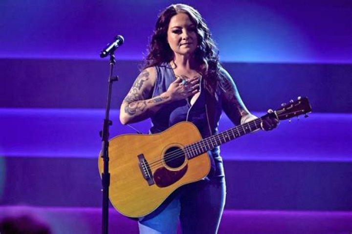Everything About Ashley McBryde’s Sexuality| Is She Gay?