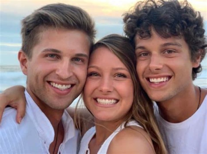 Girl Named Tom Father Died: Death Cause Of Chris Liecht- Family Tree And Net Worth