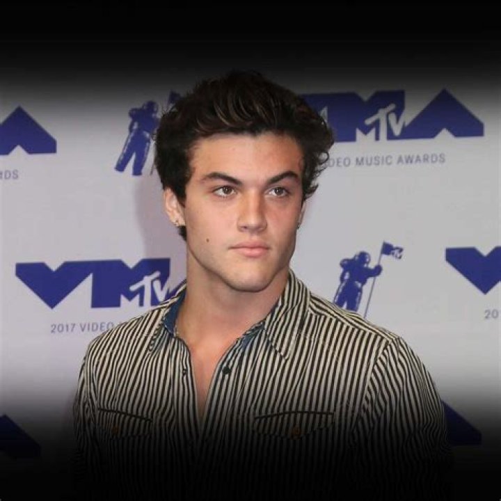 Grayson Dolan Wiki, Age, Net Worth, Girlfriend, Family, Biography & More