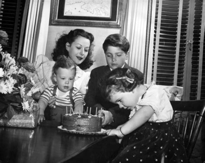 Hedy Lamarr Family: Husband, Siblings, Children, Parents