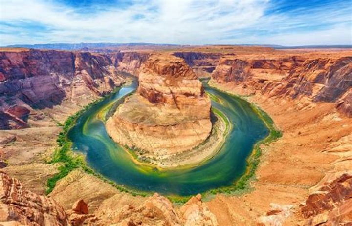 How deep is the water at Horseshoe Bend?