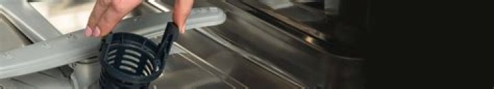 How do I clean my Hotpoint dishwasher filter?