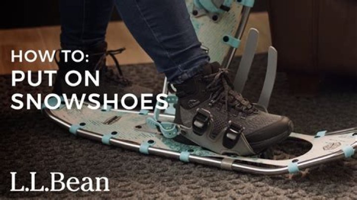How do you display snowshoes?