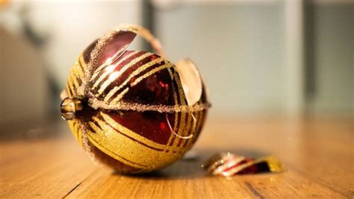 How do you fix a broken Christmas ornament?