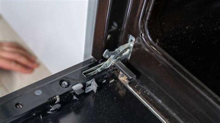 How do you fix a broken oven door handle?