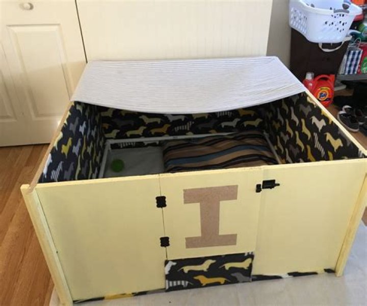 How do you make a whelping box out of cardboard?