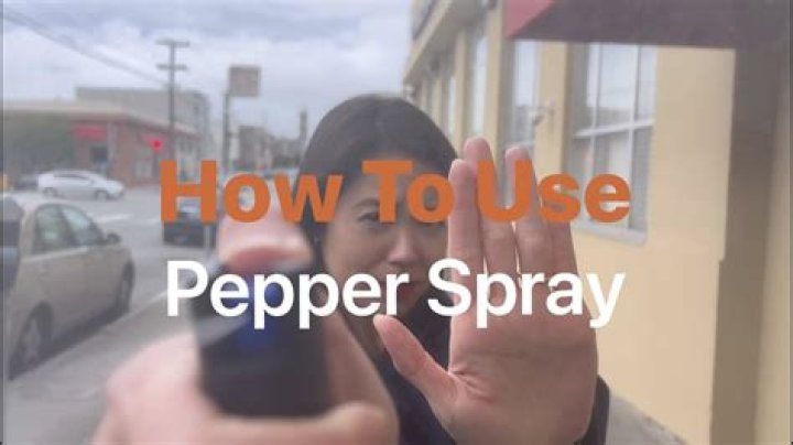 How do you make hot pepper spray for deer?