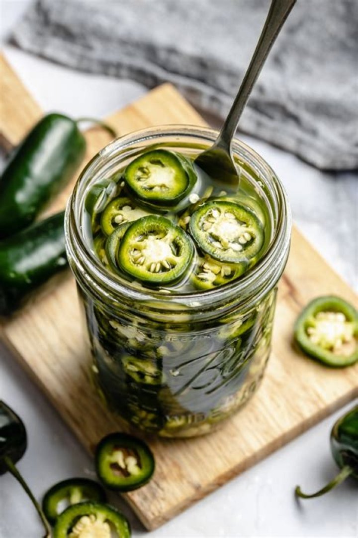 How do you preserve serrano peppers?