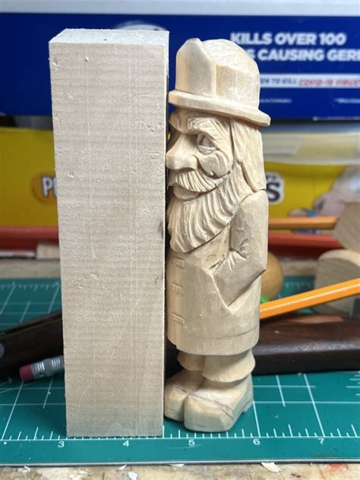 How do you temper ice on a carving?